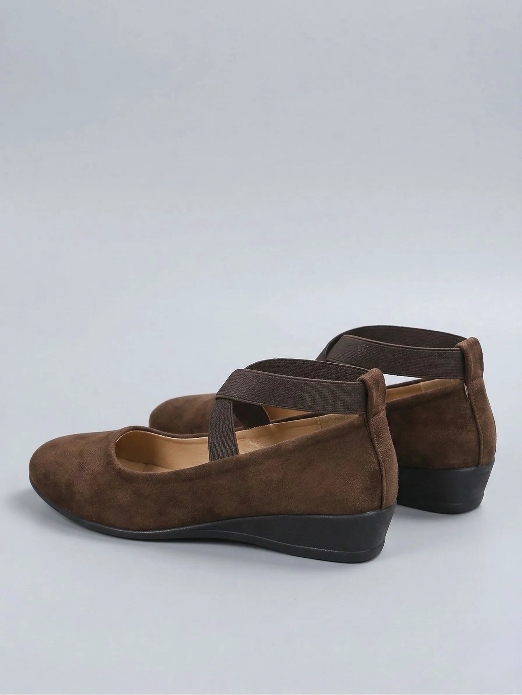 The Comfort Wedge Shoe - Brown