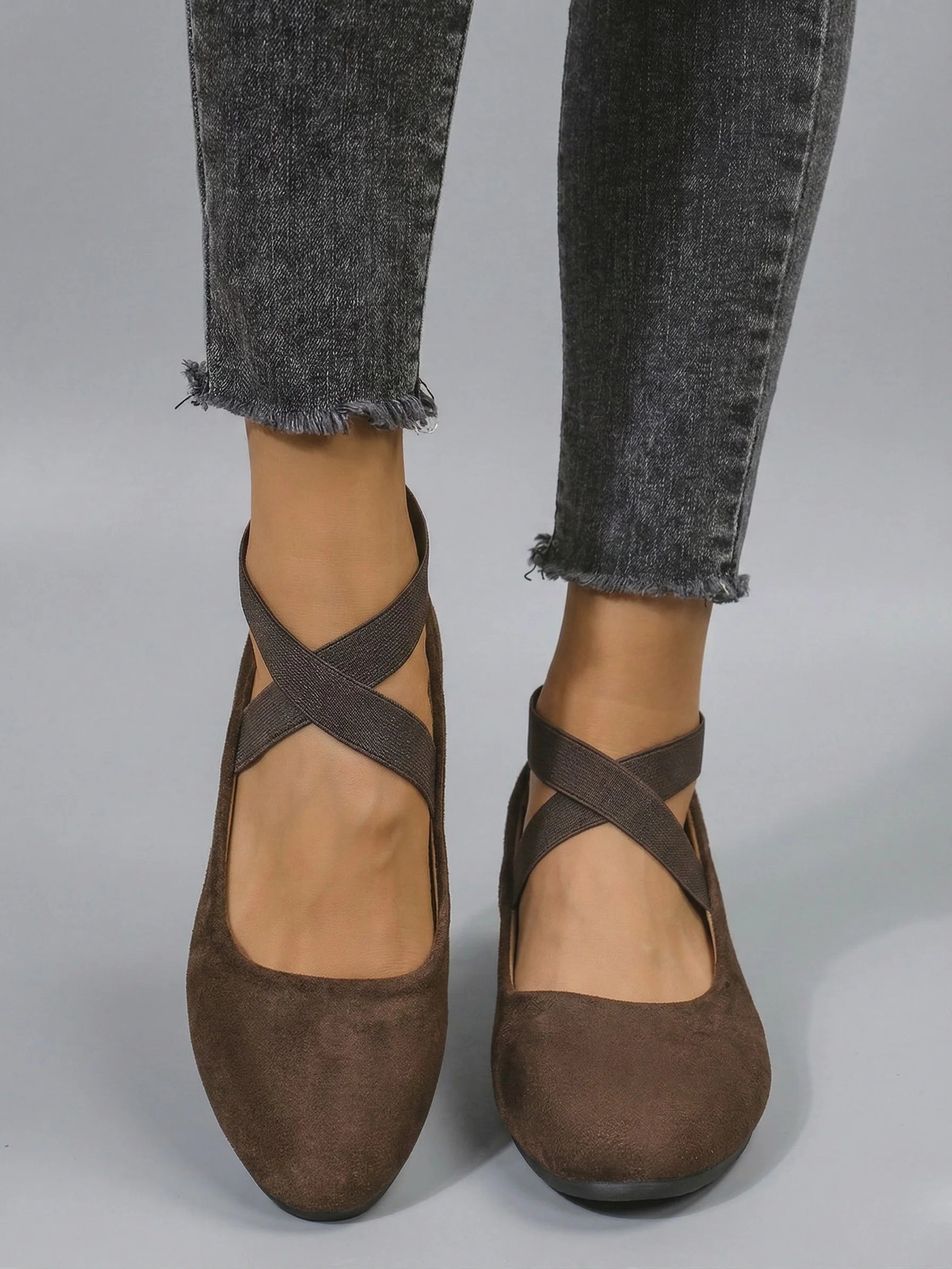 The Comfort Wedge Shoe - Brown