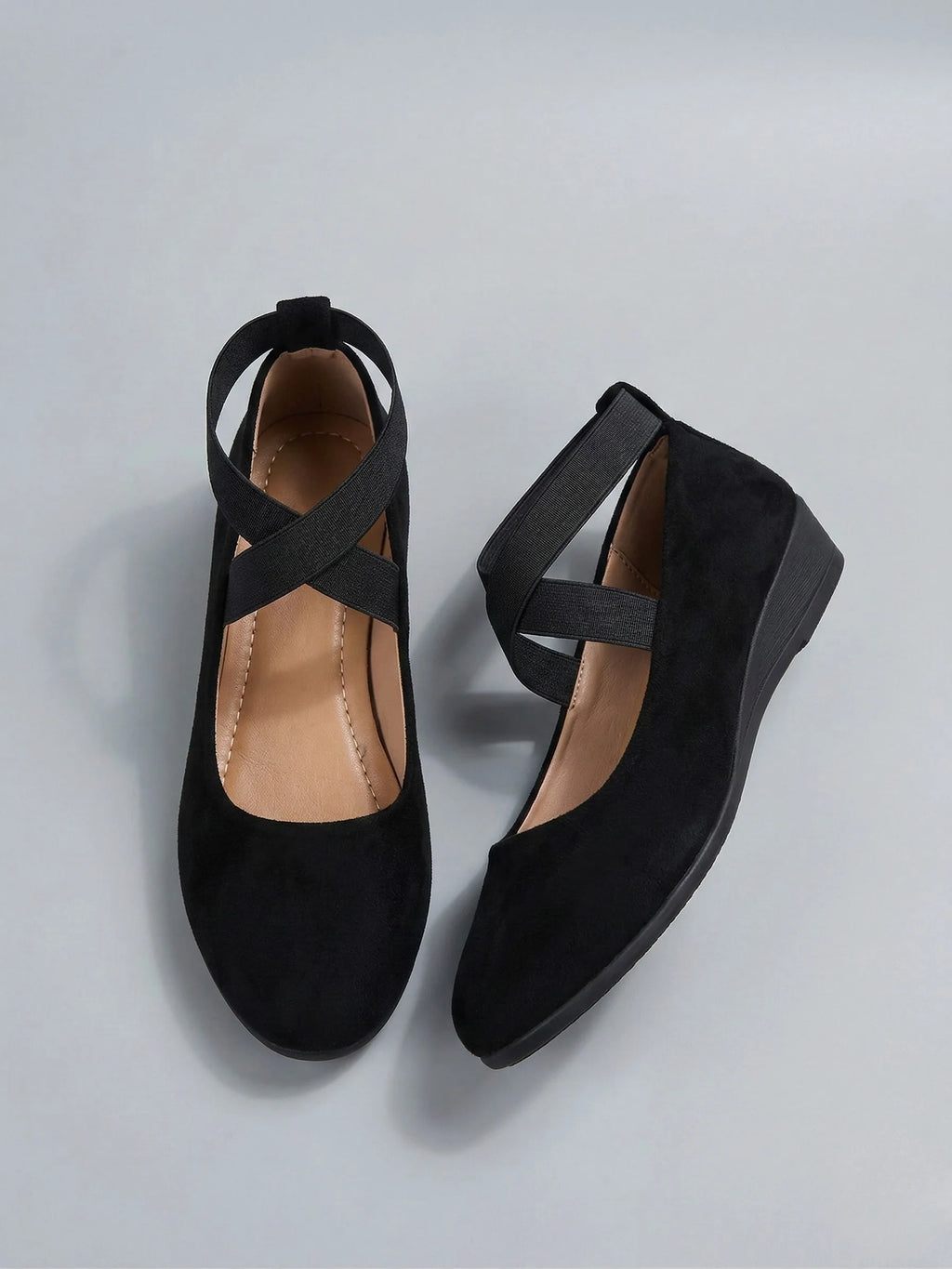 The Comfort Wedge Shoe - Black