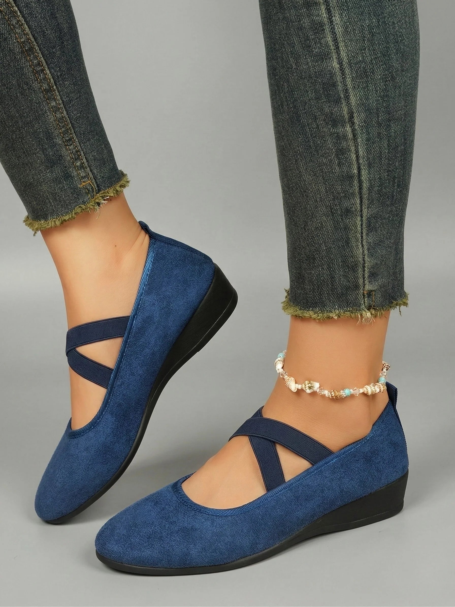 The Comfort Wedge Shoe - Blue